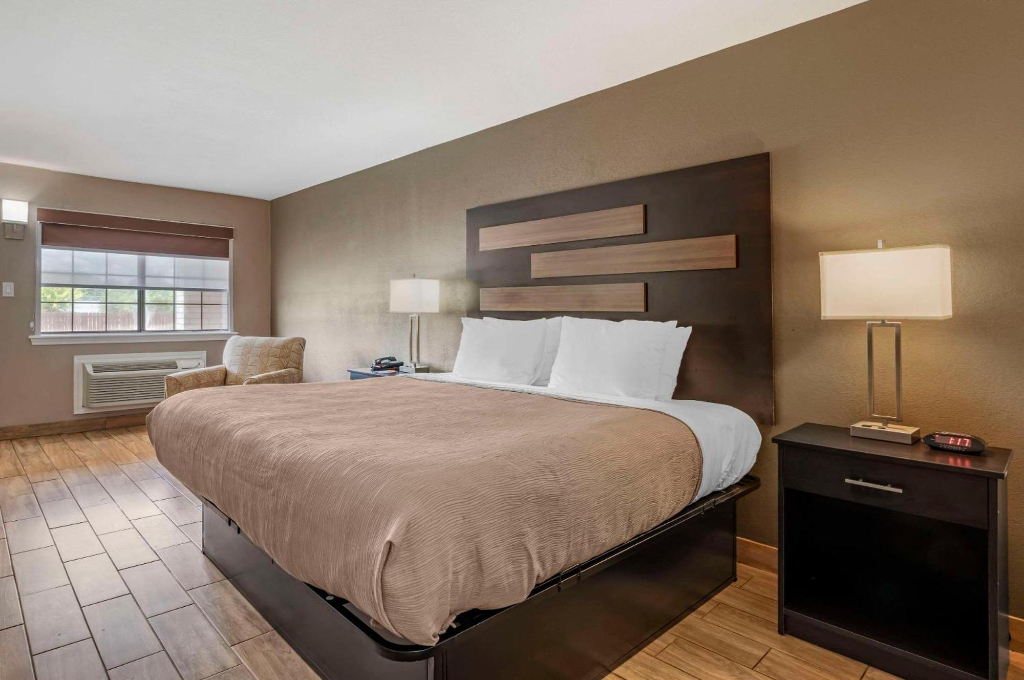 Quality Inn & Suites New Boston Exteriér fotografie